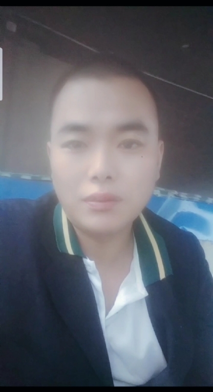 阳光男孩的第一张照片--平顶山认干亲服务网